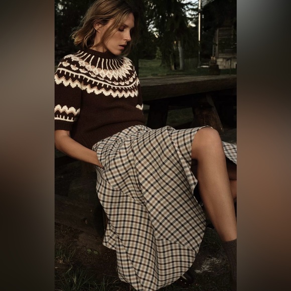 Zara Sweaters - Zara short sleeve jacquard knit sweater - size S